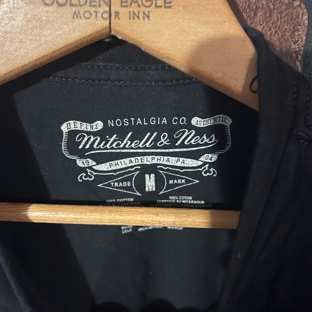 MITCHELL AND NESS KANSAS CITY KINGS TRADITIONAL SHORT SLEEVE FASHION T SHIRT - Picture 2 of 3